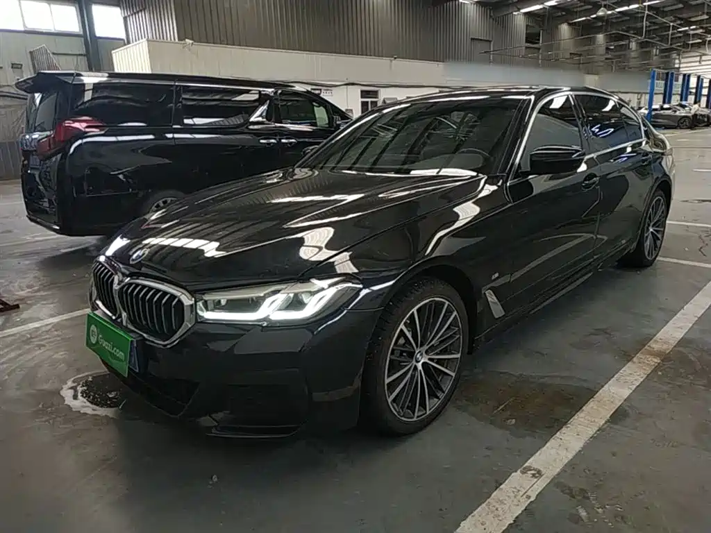 BMW 5 Series 2023