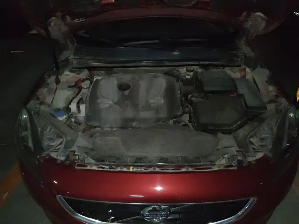Volvo V40 — миниатюра 21