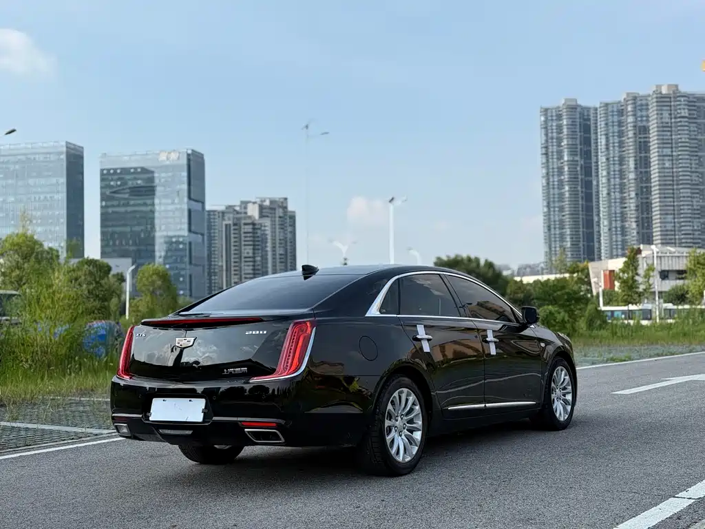 Cadillac XTS — миниатюра 13