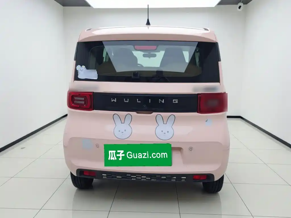 Wuling MINIEV — миниатюра 5
