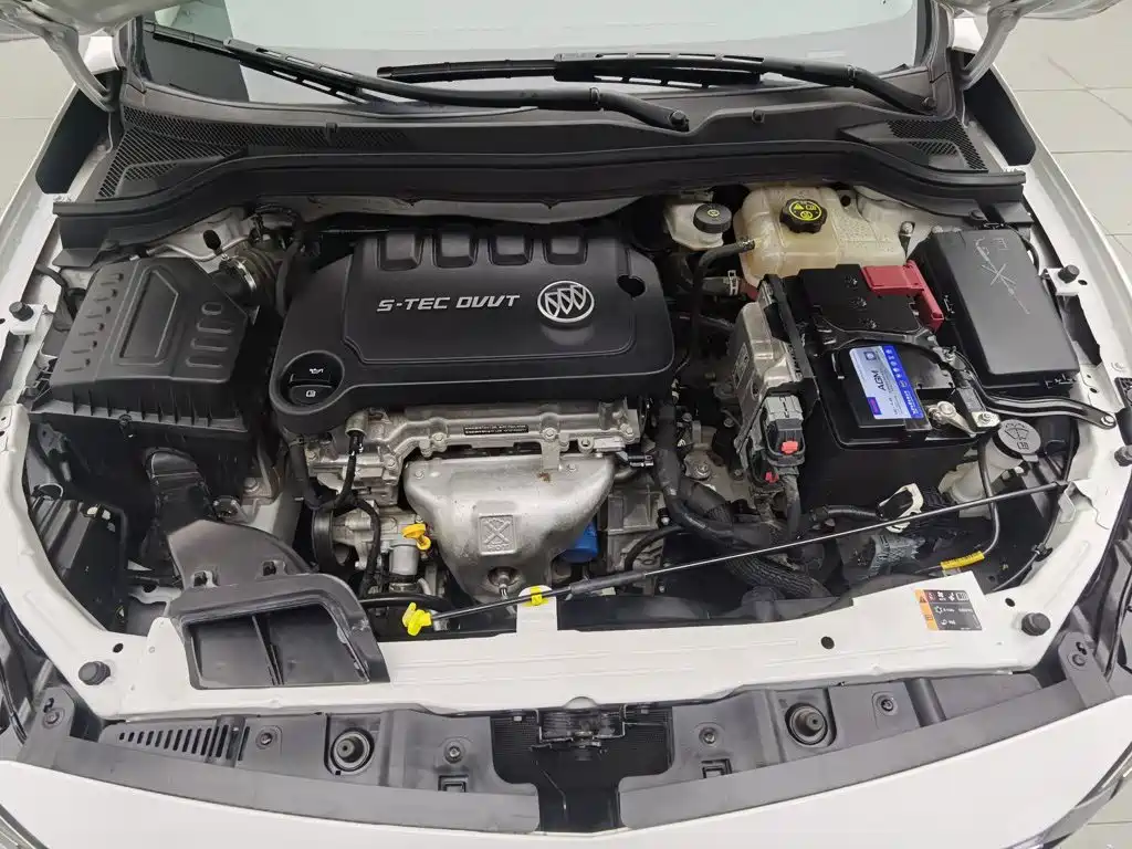 Buick Excelle — миниатюра 6