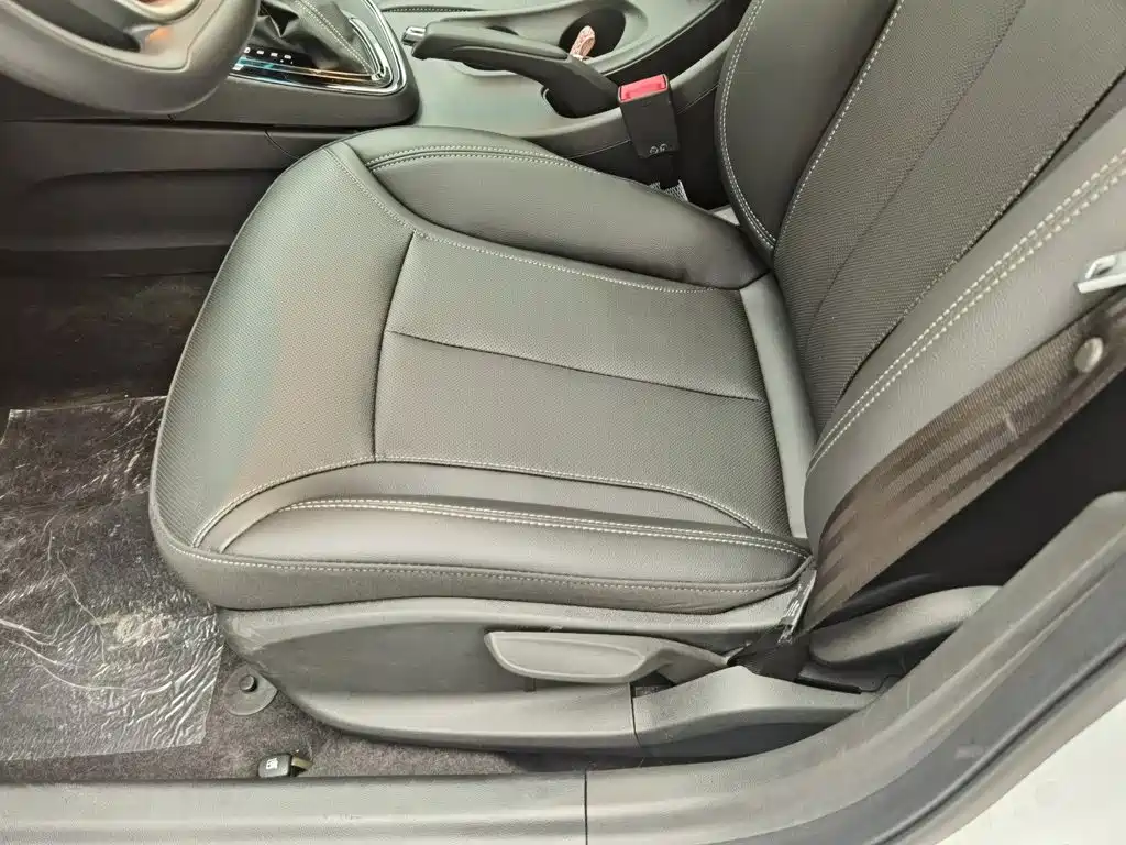 Buick Excelle — миниатюра 20