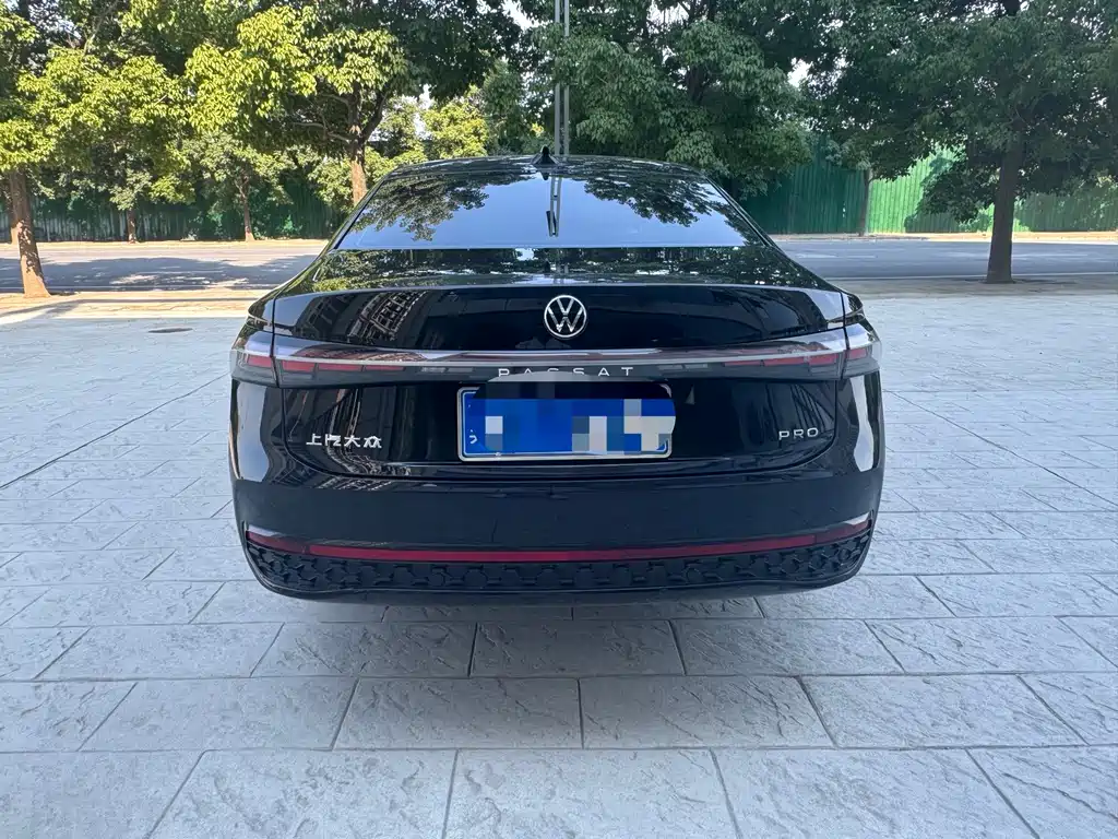 Volkswagen Passat — миниатюра 8