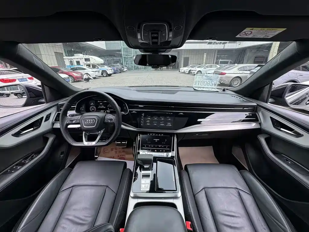 Audi Q8 — миниатюра 9