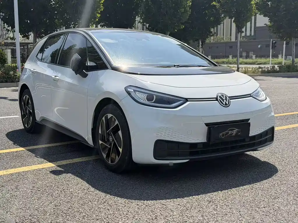 Volkswagen ID.3 — миниатюра 2