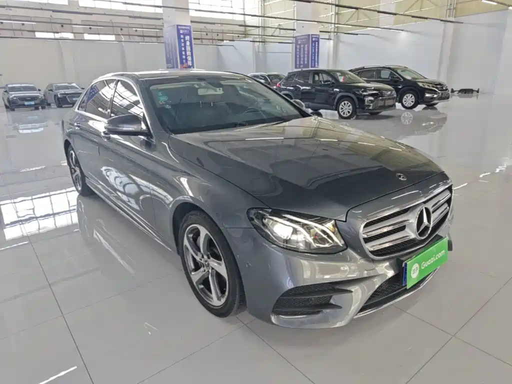 Mercedes-Benz E-Class — миниатюра 4