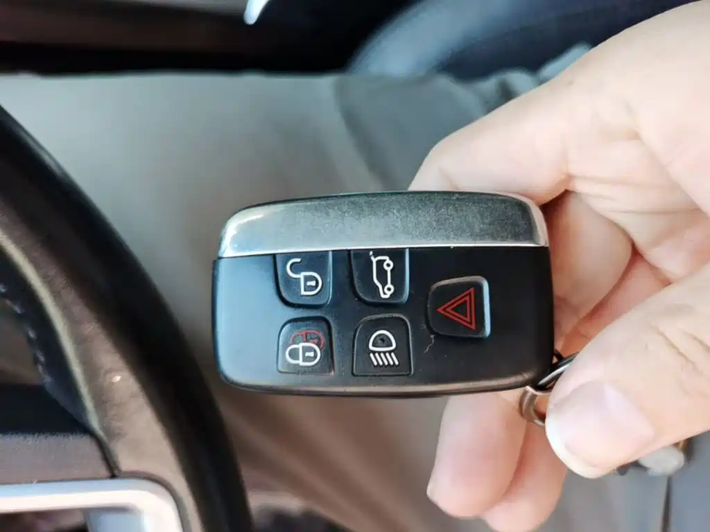 Land Rover Discovery Sport — миниатюра 9