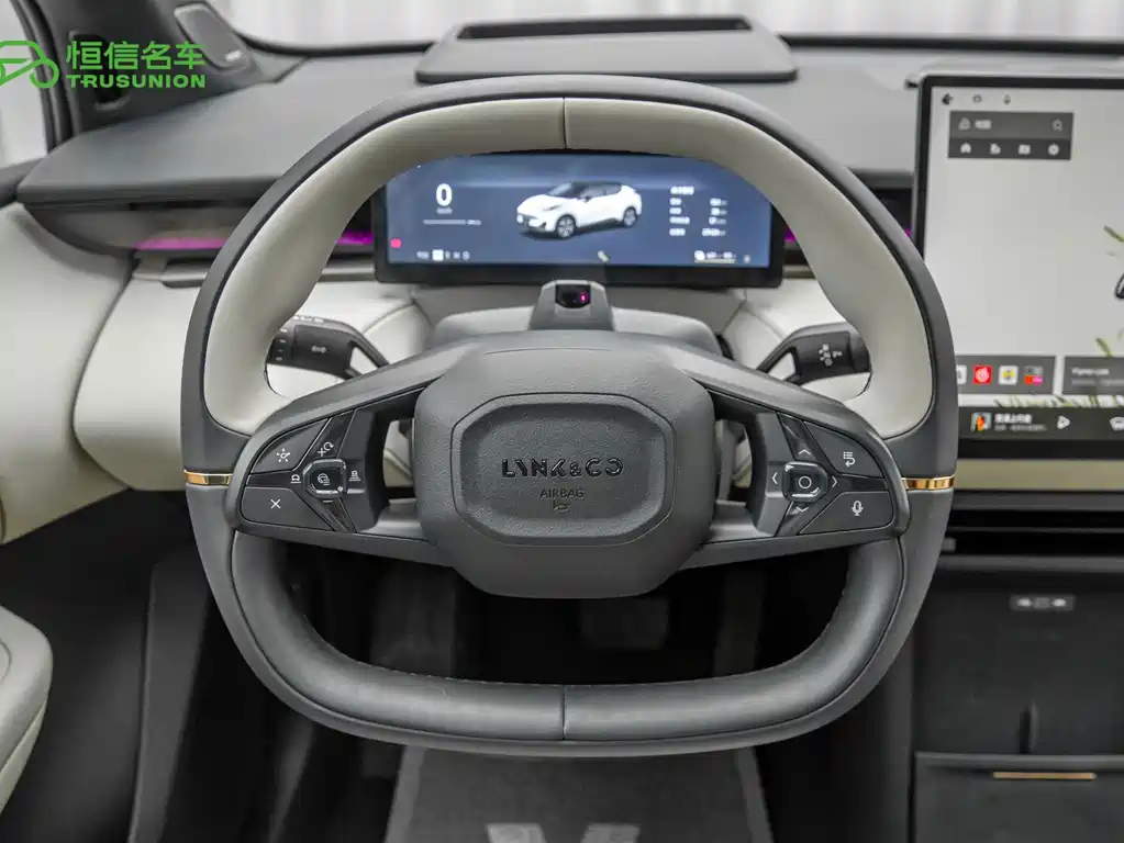 Lynk & Co Z20 — миниатюра 17