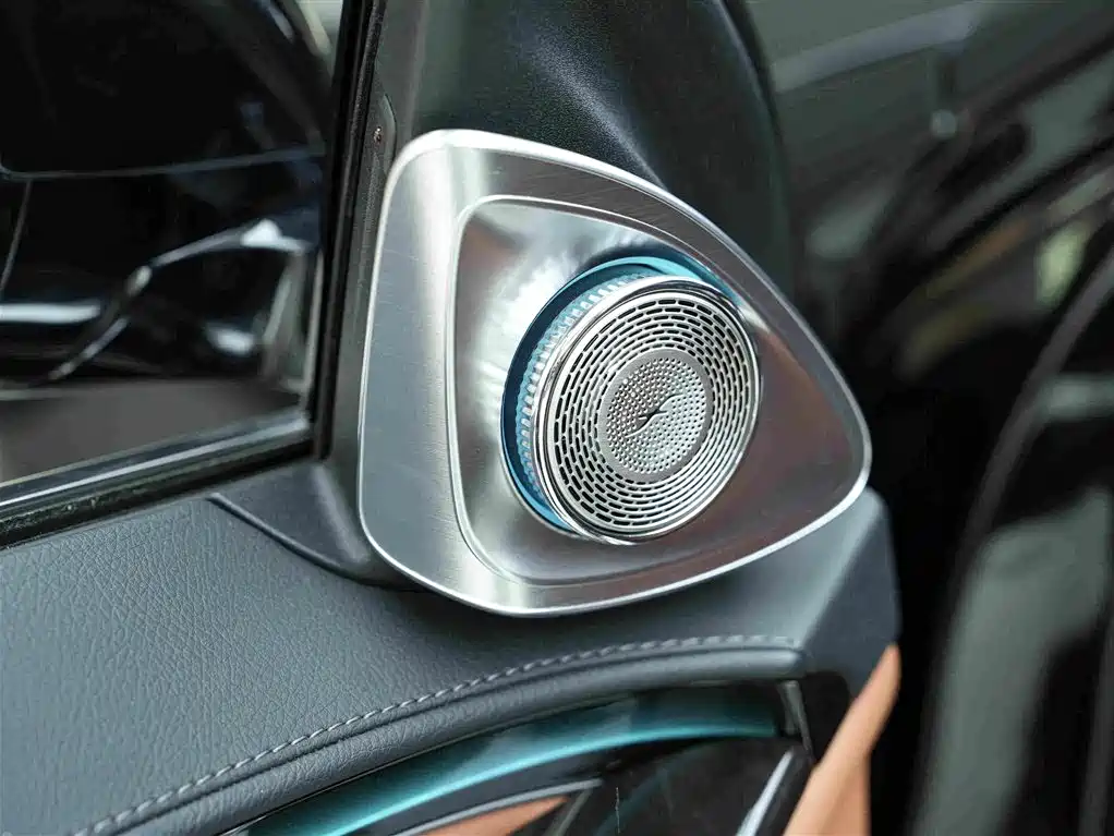 Mercedes-Benz S-Class — миниатюра 17