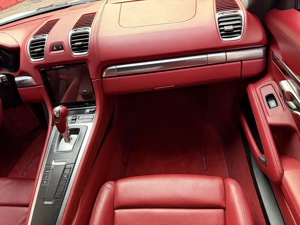 Porsche Cayman — миниатюра 15
