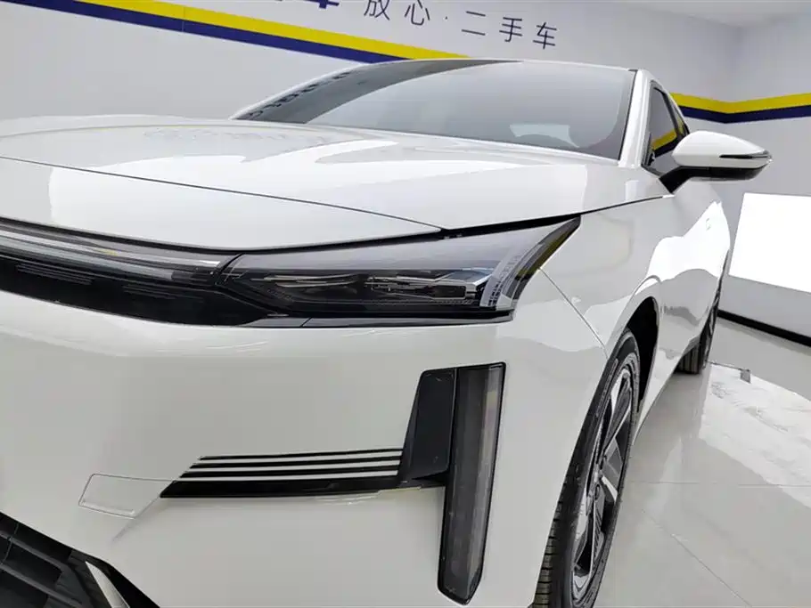 GEELY GALAXY GALAXY L6