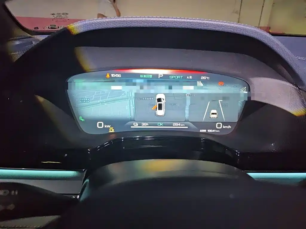 BYD Tang New Energy — миниатюра 4