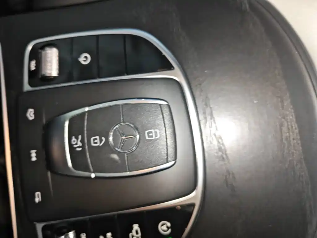 Mercedes-Benz C-Class — миниатюра 9