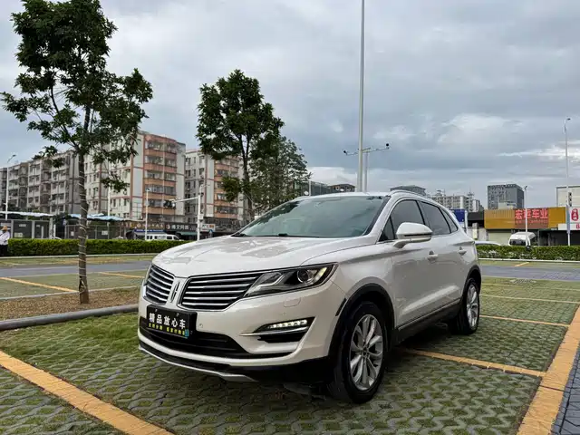 LINCOLN MKC 2017