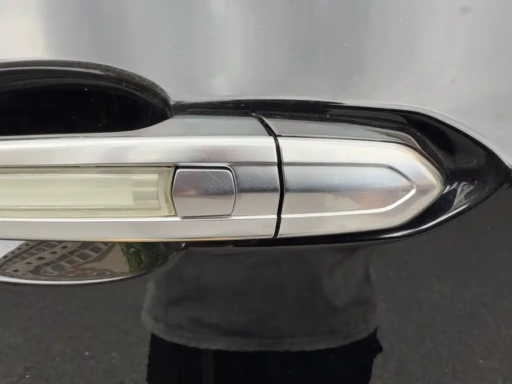 Cadillac XT6 — миниатюра 15
