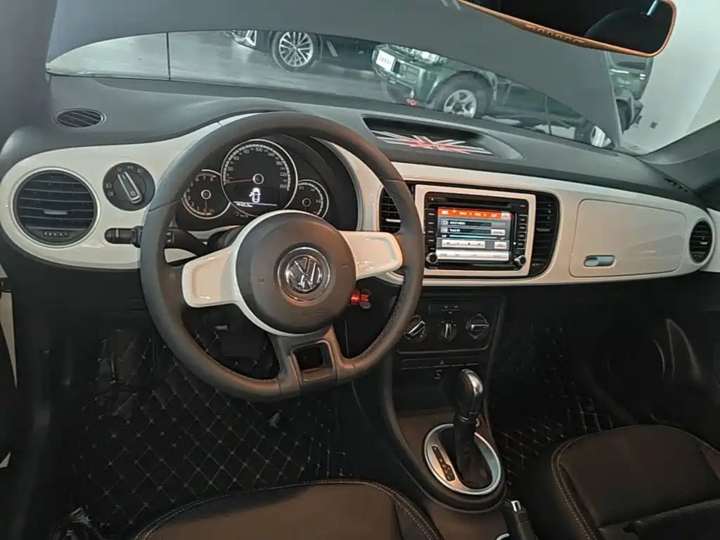 Volkswagen Beetle — миниатюра 10