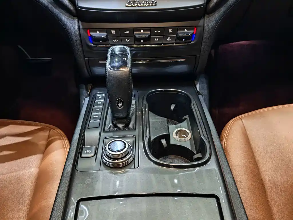 Maserati Ghibli — миниатюра 10