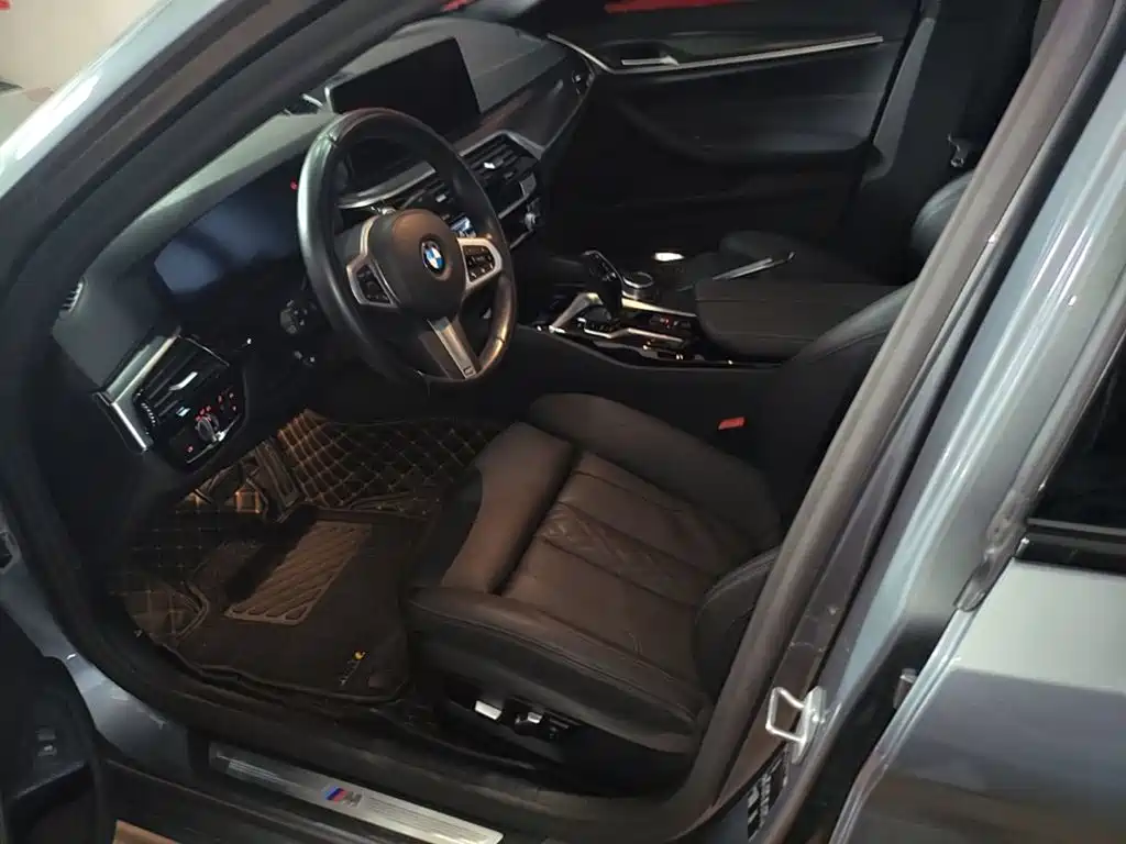 BMW 5 Series (Import) — миниатюра 15