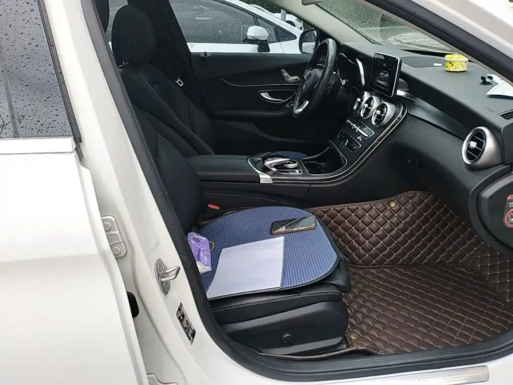 Mercedes-Benz C-Class (Import) — миниатюра 25
