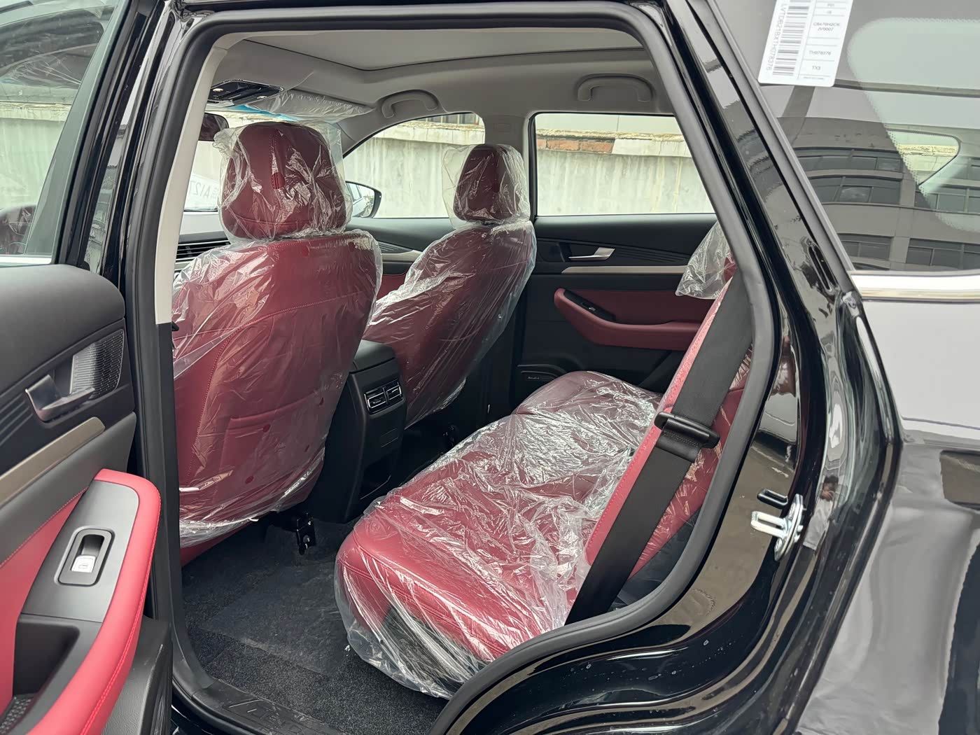 Jetour Jetour X70 1.5 л 2026 г. Чёрный, пробег 1000 км