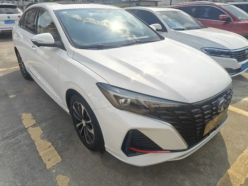 Changan Eado — миниатюра 3