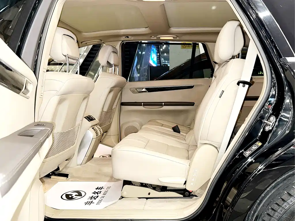 Mercedes-Benz R 2017 R 320 4MATIC Luxury