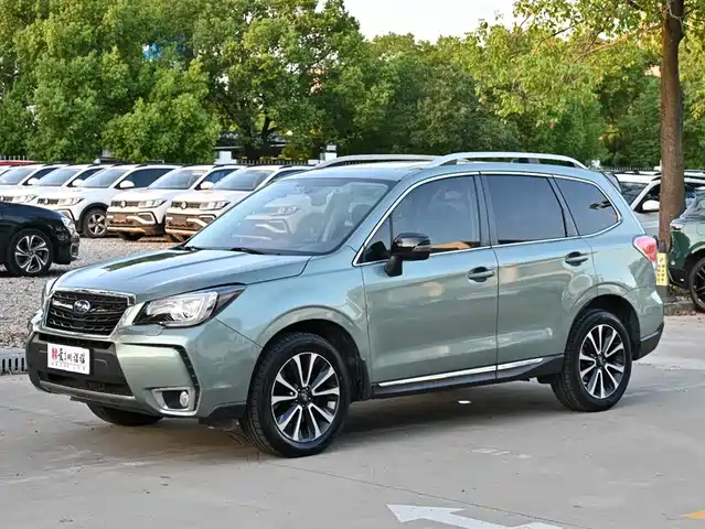 SUBARU FORESTER 2018
