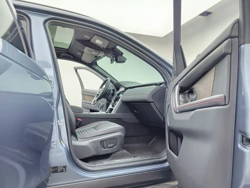 Land Rover Discovery Sport — миниатюра 23