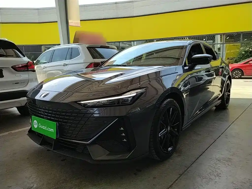 Changan UNI-V 2024