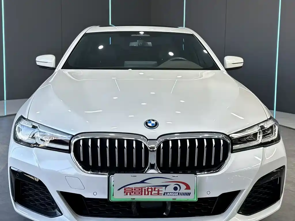 BMW 5 Series 5 2022 535Le M Sport