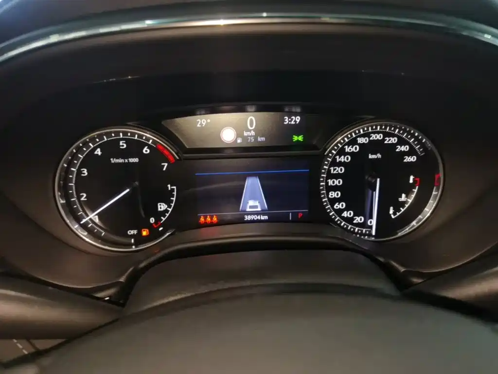 Cadillac CT5 — миниатюра 12