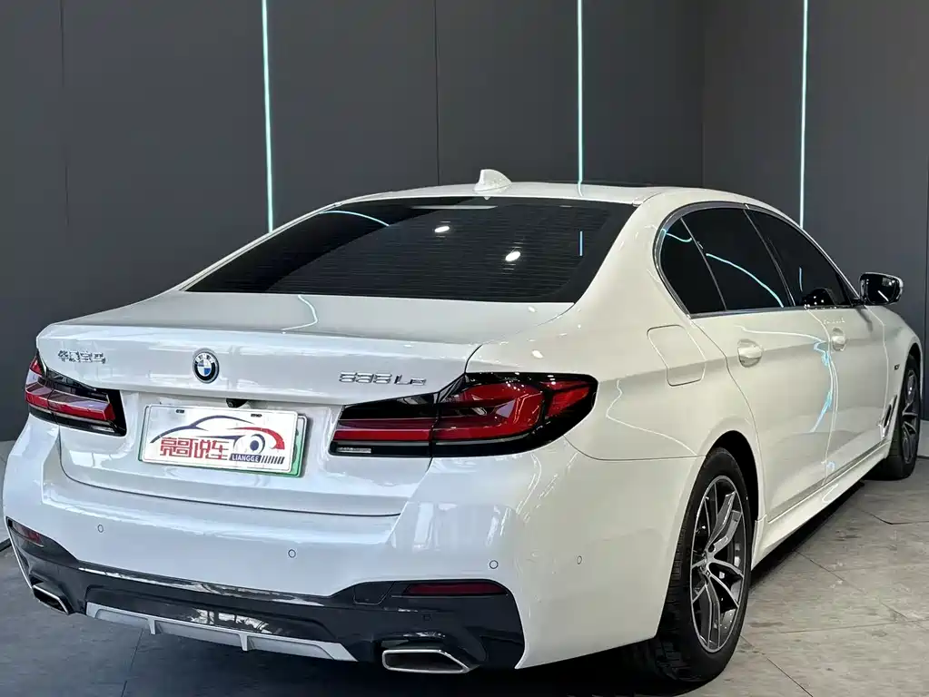 BMW 5 Series 5 2022 535Le M Sport