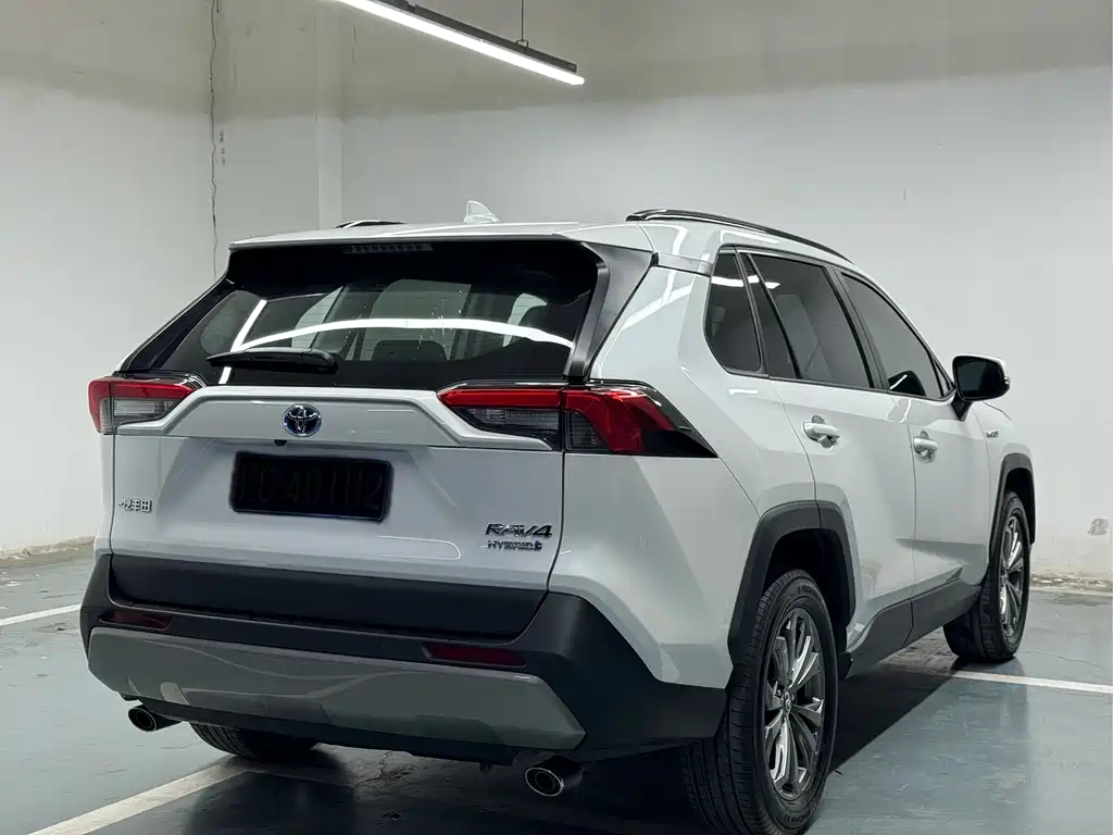 TOYOTA RAV4 RONGFANG