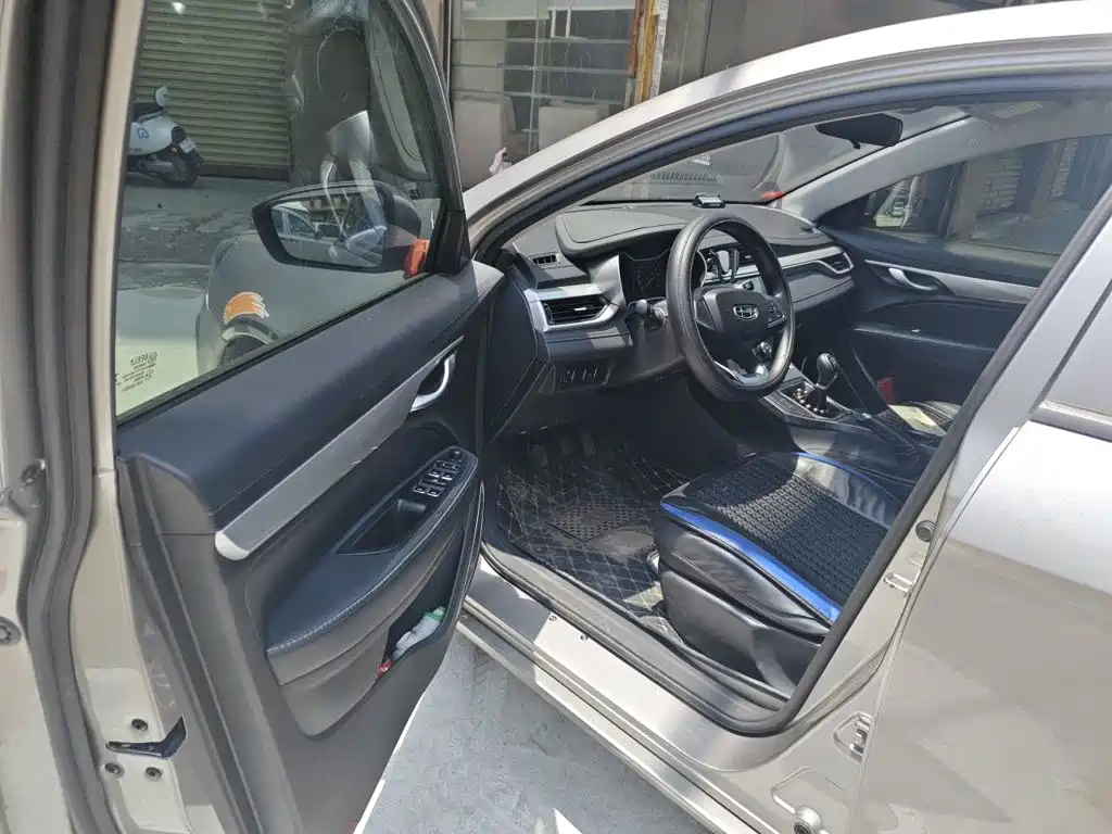 Geely Emgrand — миниатюра 14