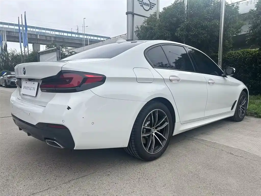 BMW 5 Series 5 2022 525i M Sport