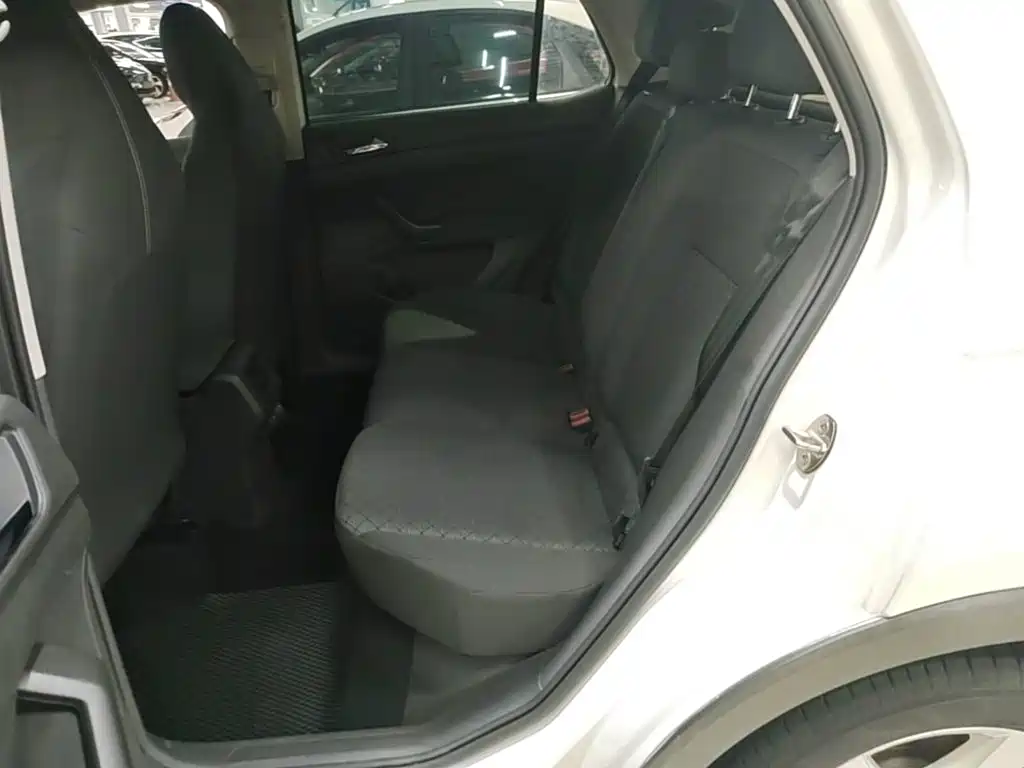 Volkswagen T-Cross — миниатюра 17