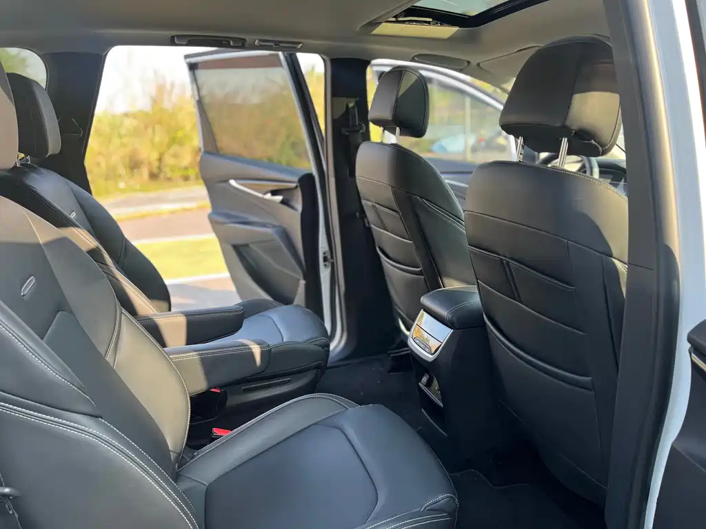 SAIC MAXUS CHASE G50