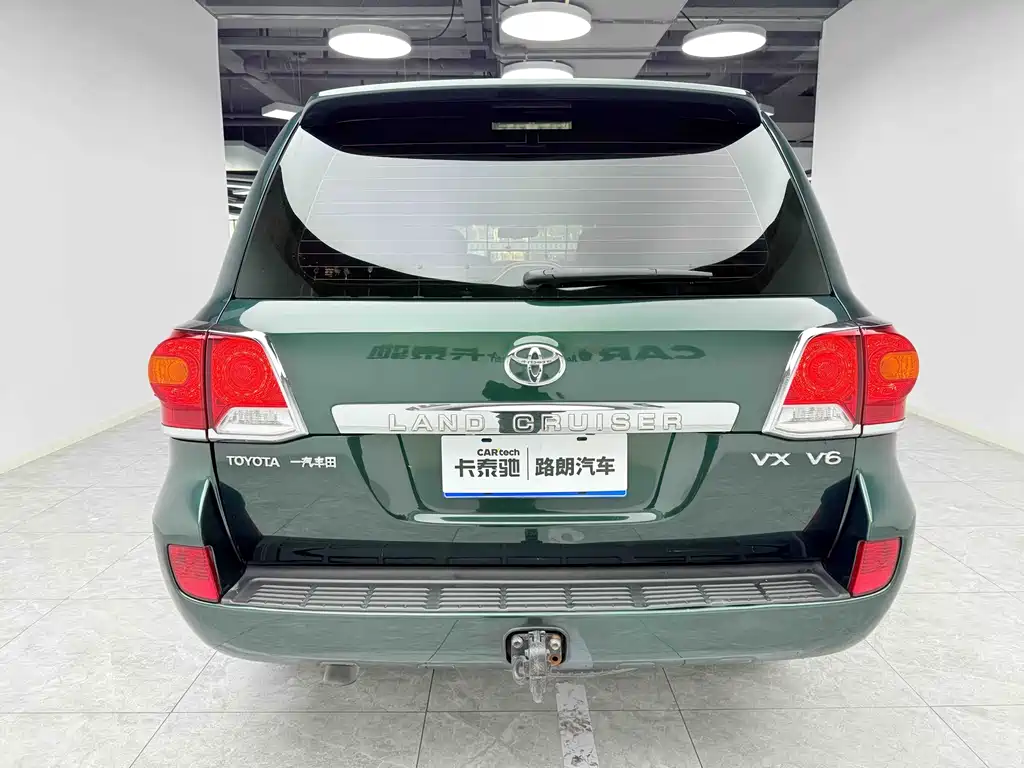 Toyota Land Cruiser 2012 4.0L AT VX