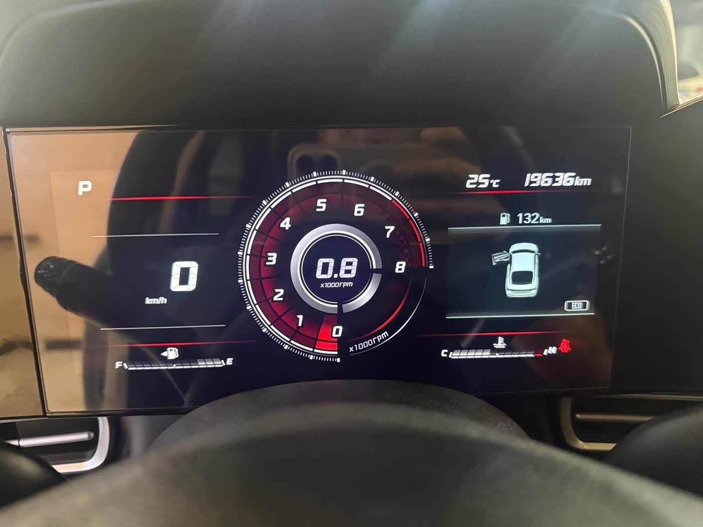 Hyundai Elantra 1.5 л 2023 г. Белый, пробег 19000 км