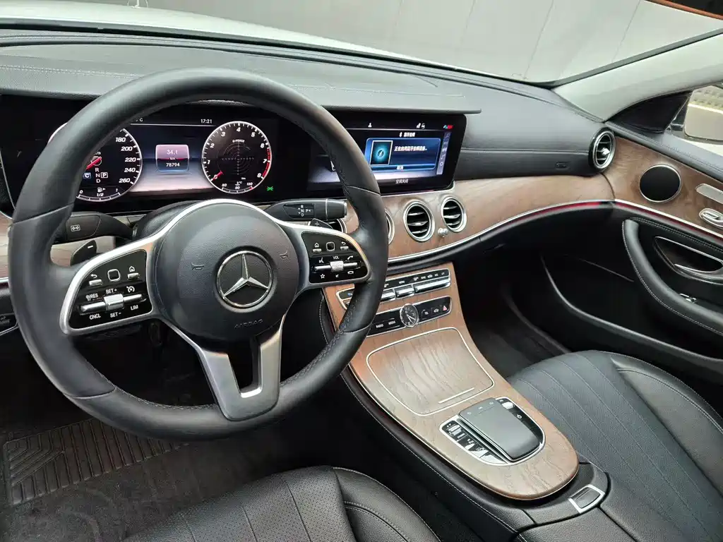 Mercedes-Benz E-Class E 2019 E 300 L Fashion