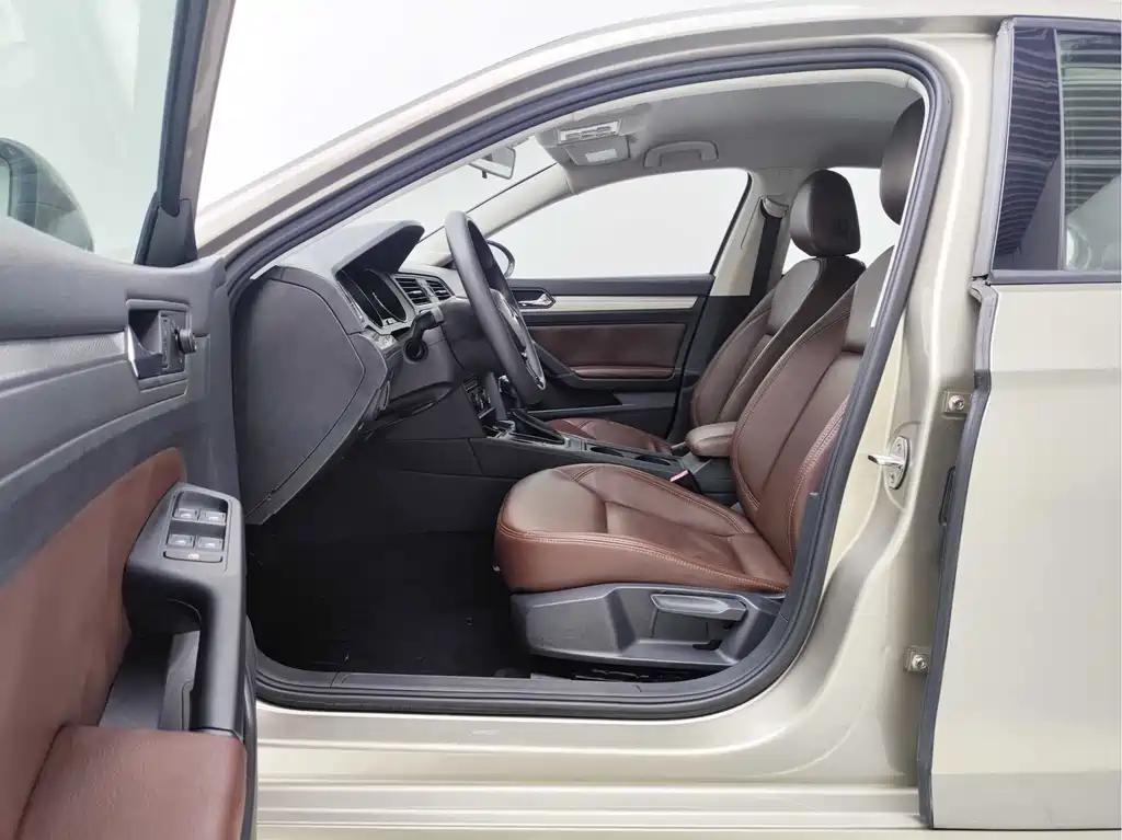 Volkswagen Lamando — миниатюра 8