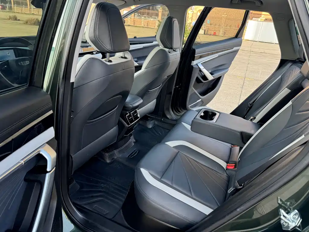 GEELY AUTOMOBILE BOYUE L