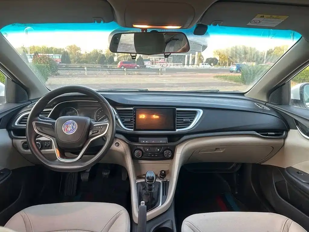 Buick Excelle — миниатюра 9