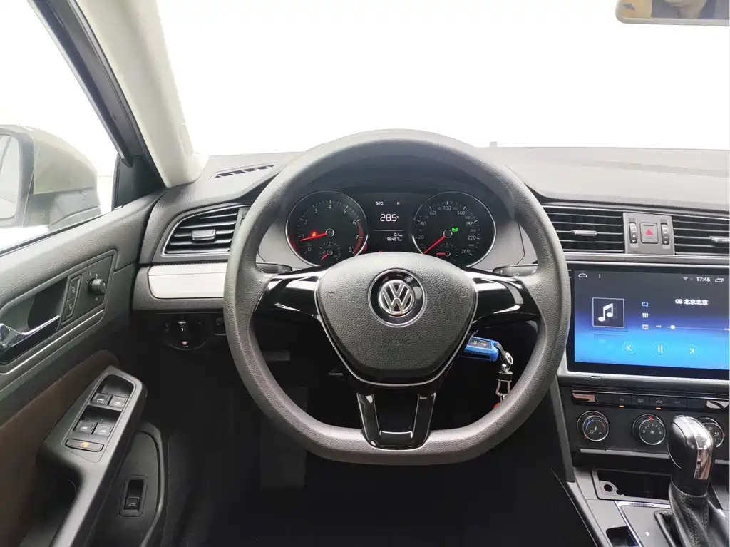 Volkswagen Lamando — миниатюра 6