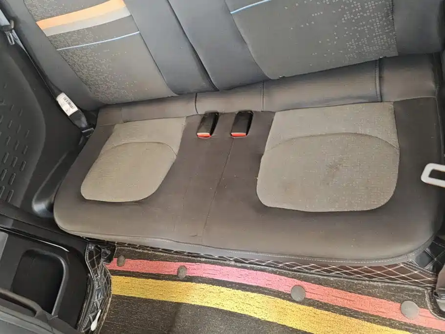 Wuling MINIEV — миниатюра 11