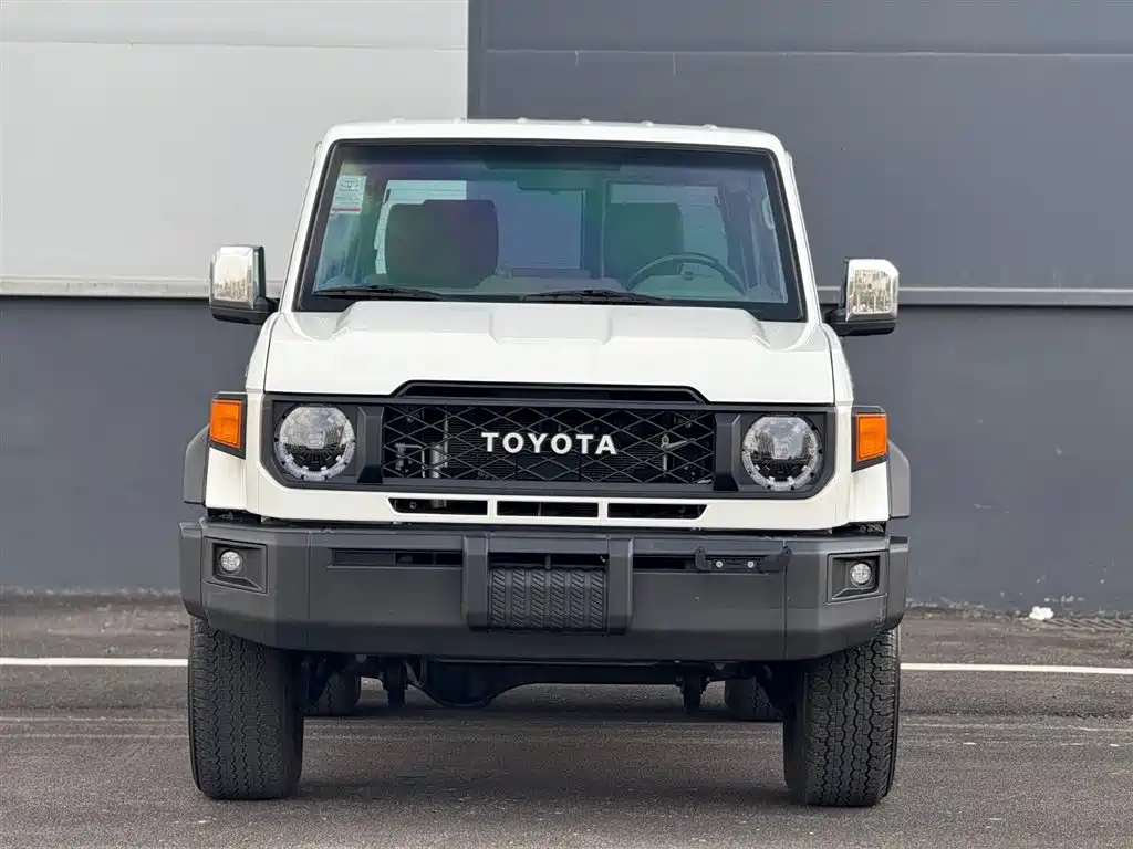 Toyota Land Cruiser LC71 2024 2.8T