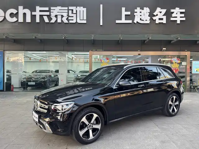 MERCEDES-BENZ GLC