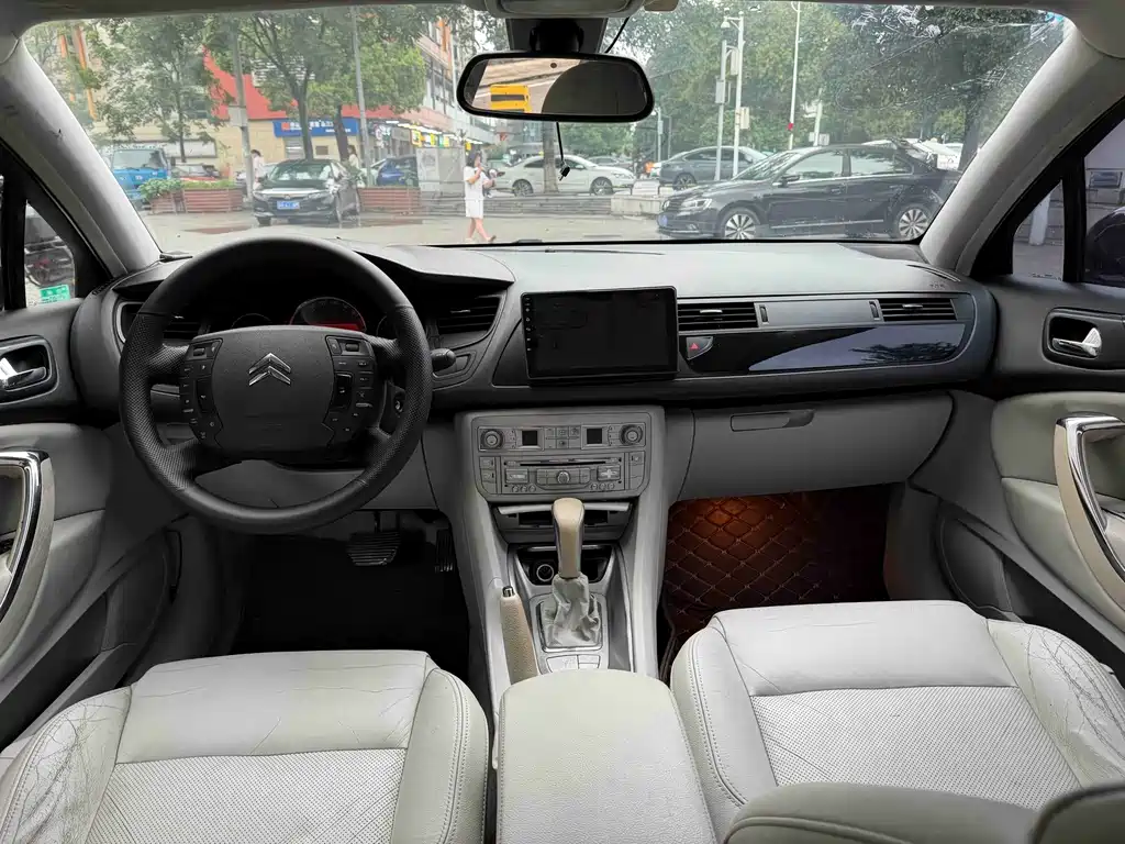 Citroen C5 — миниатюра 8