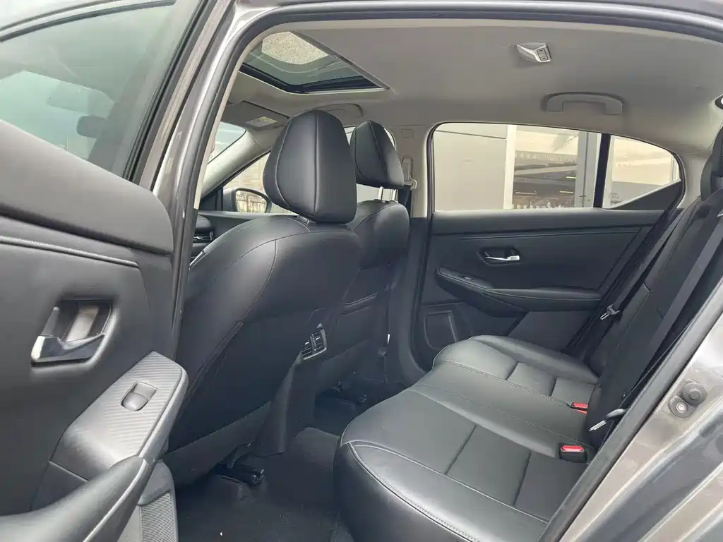 Nissan Sylphy — миниатюра 5
