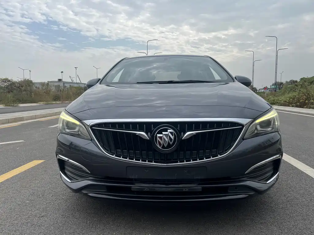 Buick Verano — миниатюра 2